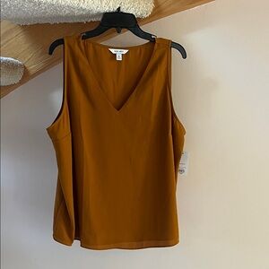 Nine West Women's V-Neck Sleeveless Tank Top - cognac color Brand New